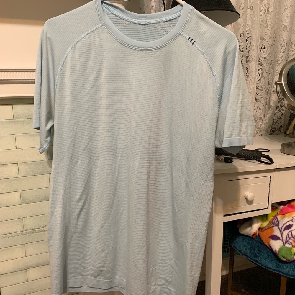 Lululemon Metal Vent Tech Short Sleeve- Medium